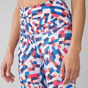 EUC lululemon athletica Wunder Under Capoeira